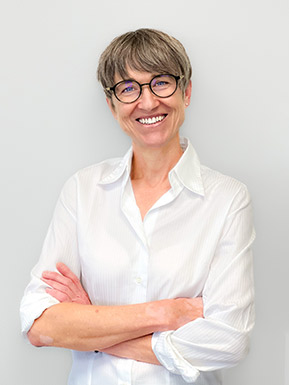 Dr. Katharina Thiel