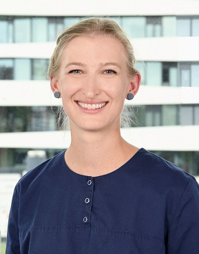 Dr. Katharina Watzelhan
