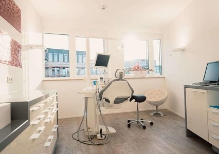 Zahnarztzentrum Ludwigshafen Behandlungszimmer